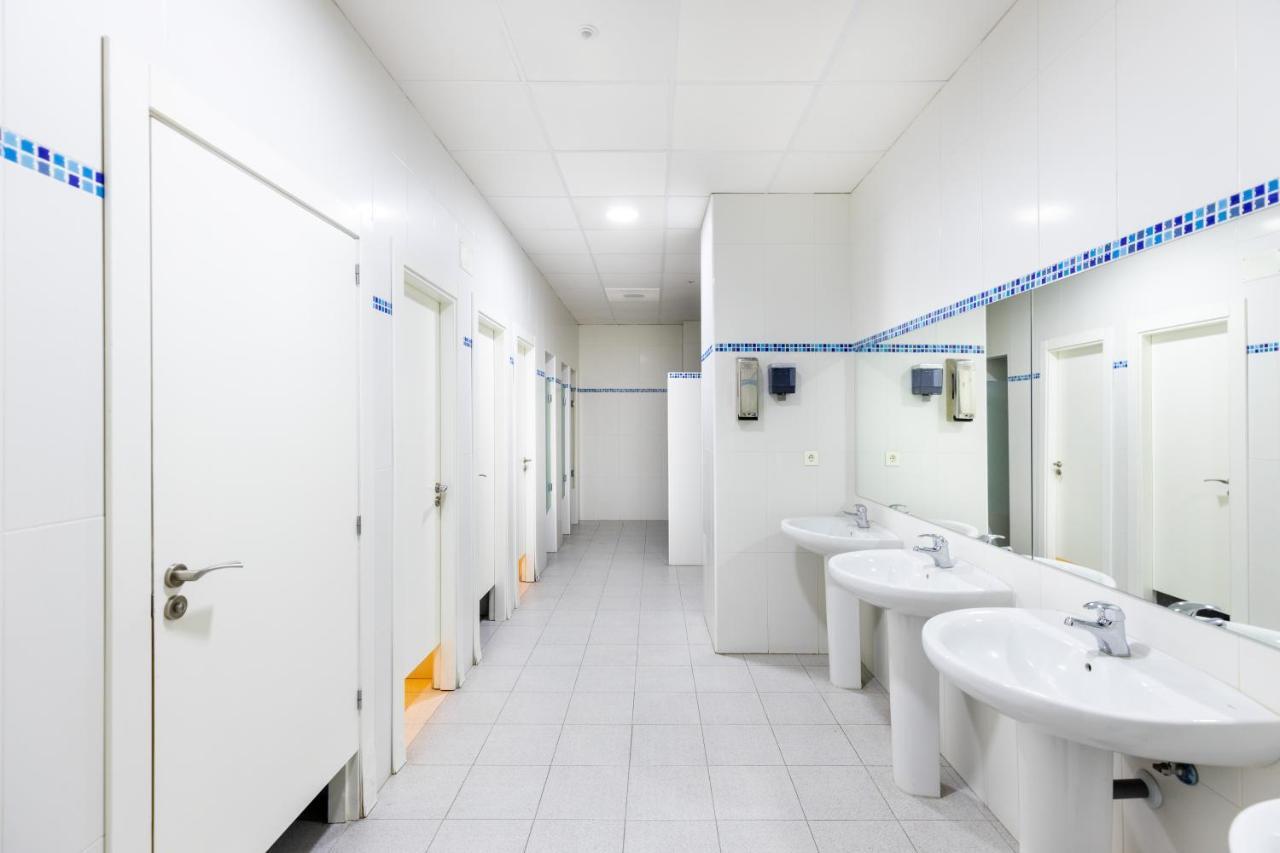 Apartamento Forum-Ciencias Con Piscina, Gym & Parking Granada Buitenkant foto