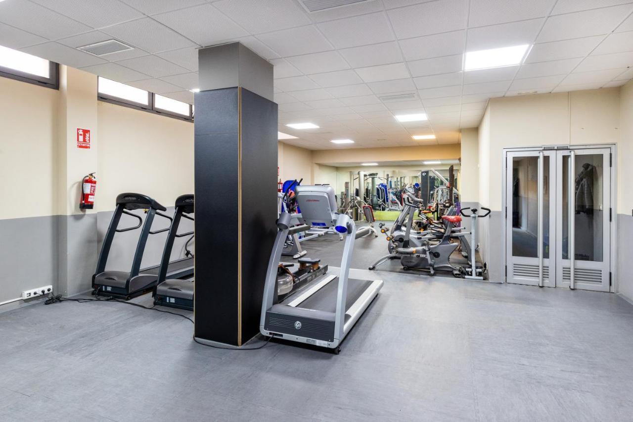 Apartamento Forum-Ciencias Con Piscina, Gym & Parking Granada Buitenkant foto